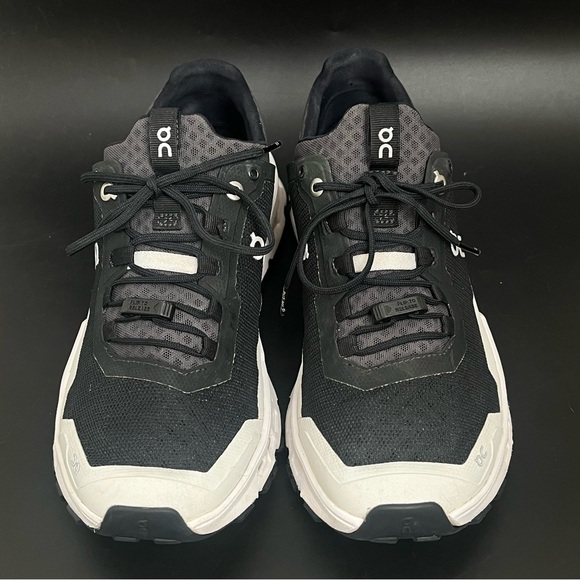 On Cloud Cloud Ultra Trail Running Shoes Womens Sz 7.5 Black & White - Picture 4 of 14